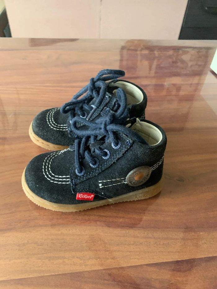 Chaussures Kickers bébé p 21 - photo numéro 3