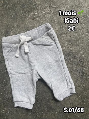 Pantalon 🍀 1 mois 🍀 Kiabi