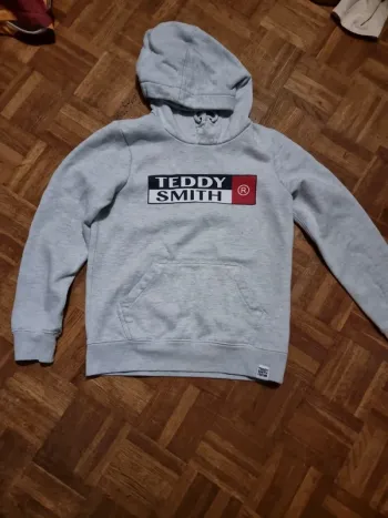 Pull à capuche