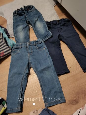 Lot de vetement garcons 12 18 mois