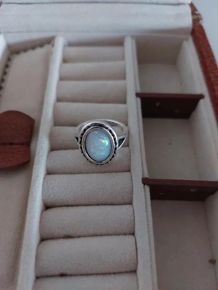 Bague fantaisie pierre imitation blanc - photo numéro 2