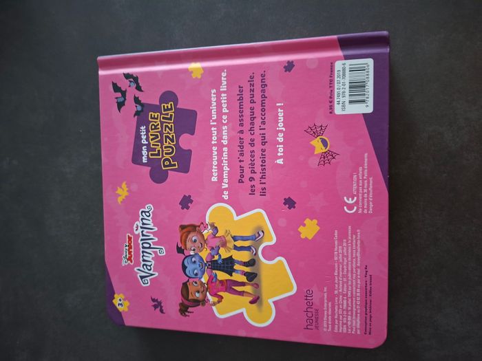 Livre puzzle vampirina - photo numéro 2