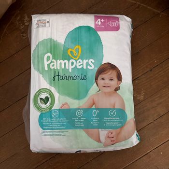 Couches Pampers harmonie