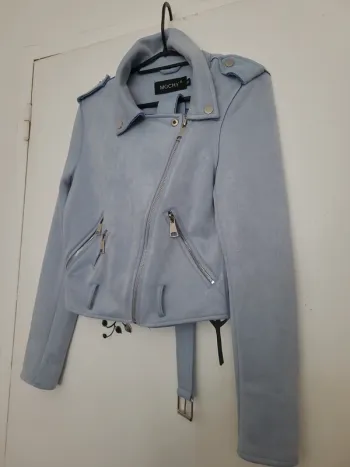 Veste courte bleu claire