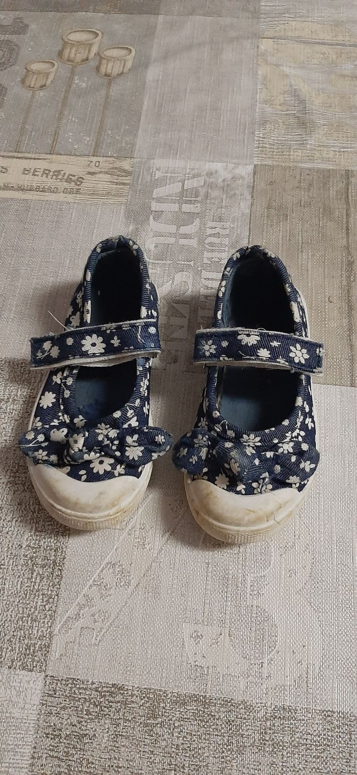 Chaussures fleuries - photo numéro 2