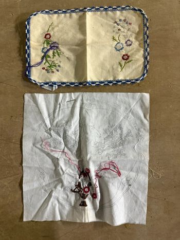 2 napperons à terminer