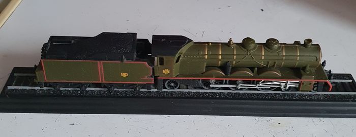 Locomotive miniature 30 cm collection - photo numéro 4