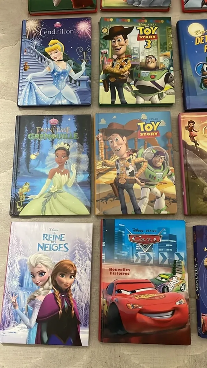 Lot 16 livres Disney enfants Cendrillon Toy Story, Cars, Reine des Neiges, Micky - photo numéro 2