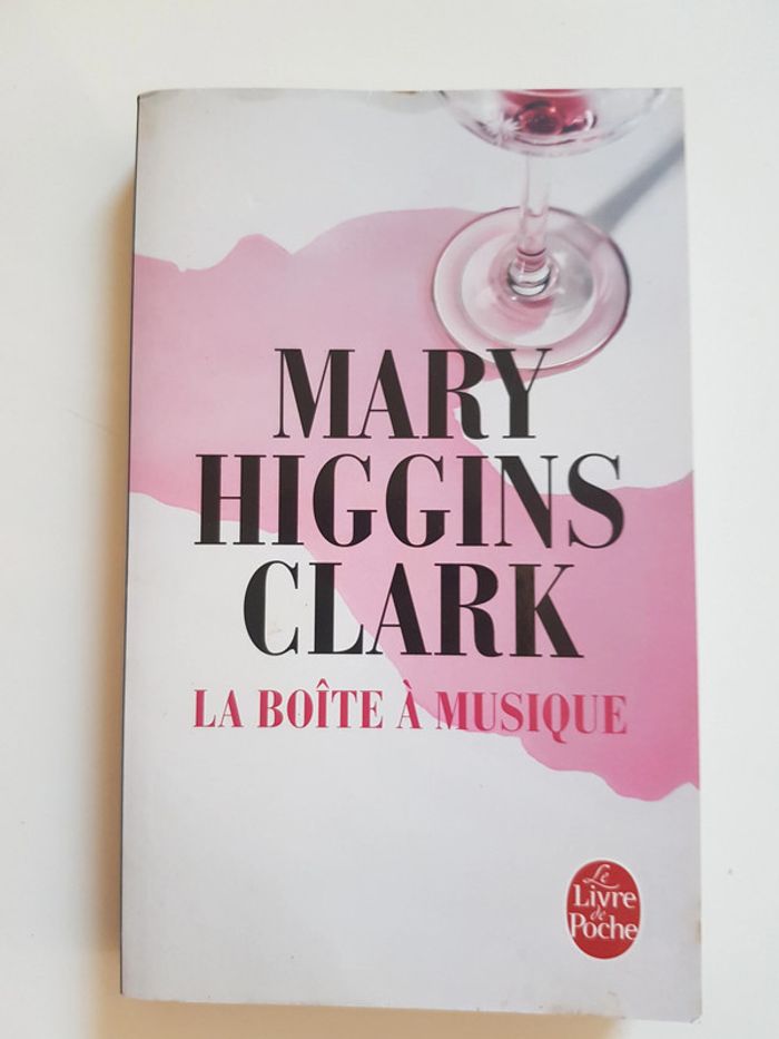 Mary Higgins Clark (Auteur) La Boîte à musique - photo numéro 2