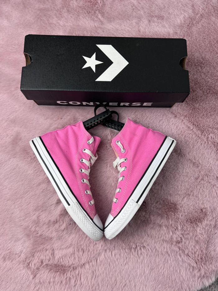 Converse Montantes Roses Toile – Pointure 33,5 avec boîte - photo numéro 2