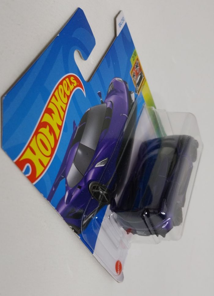 Hot Wheels 2020 Koenigsegg Jesko 2024 - photo numéro 5