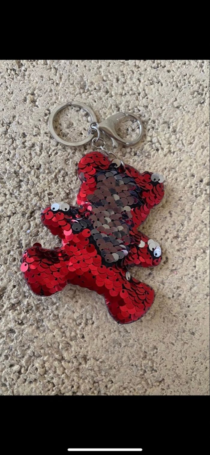Porte clé accroche sac neuf nounours argent et rouge - photo numéro 2
