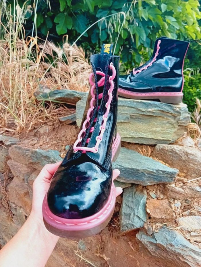 Dr. Martens Pascal vernis noir et rose 39 - photo numéro 3