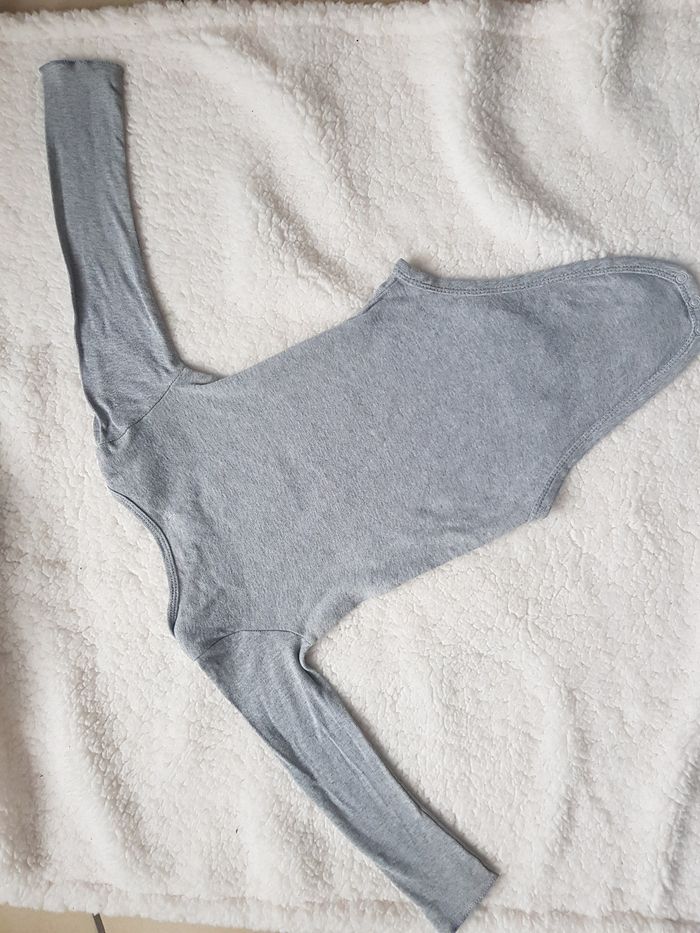 Bodies 18 mois, réglable. Gémo - photo numéro 2