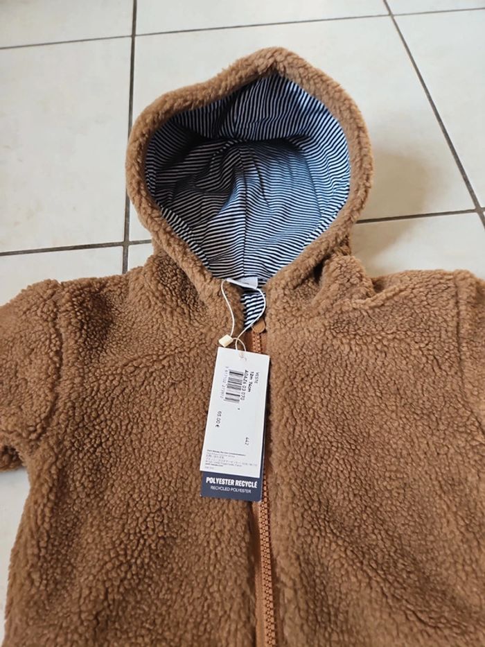 Veste chaude petit bateau neuve 12 mois - photo numéro 2