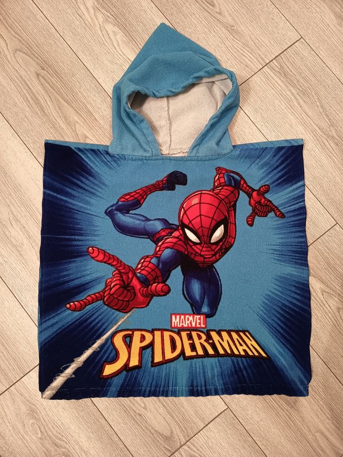 Cape de bain Spiderman