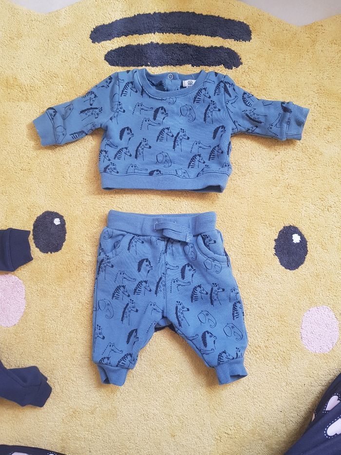 Lot de 2 ensembles La redoute, 1 mois - photo numéro 2