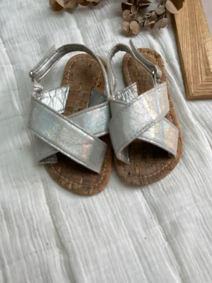 Sandale argenté - Primark (taille 24) - photo numéro 2