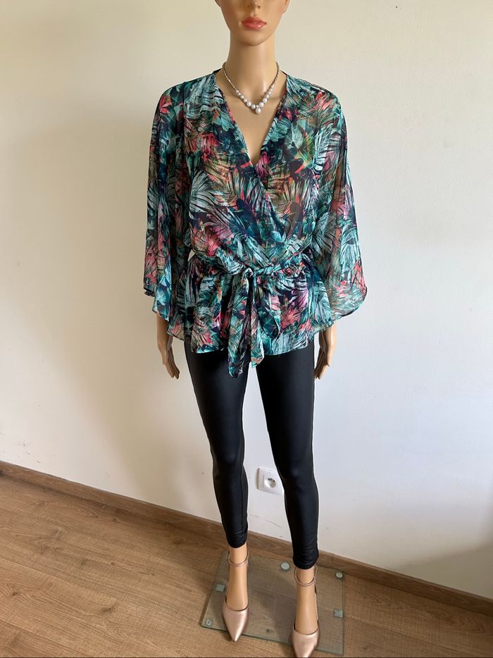 Blouse imprimée fleurie Morgan taille 40 jamais portée - photo numéro 3
