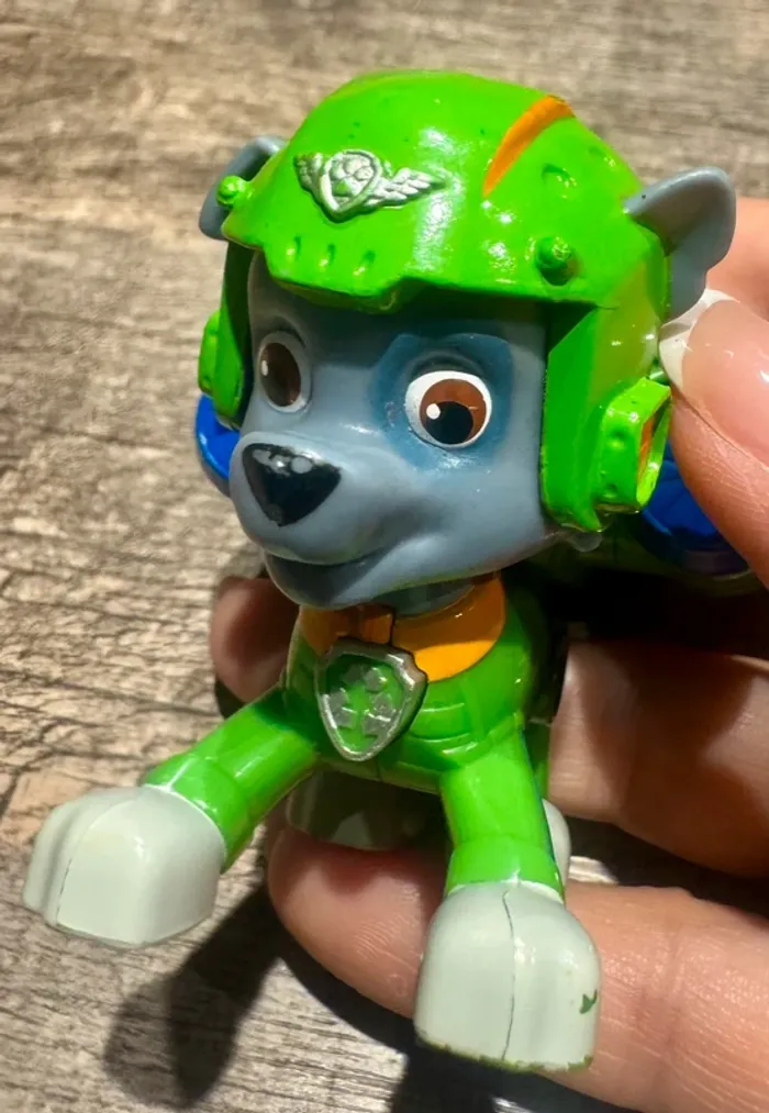 Figurine Pat Patrouille - Action Pup - Rocky - photo numéro 7