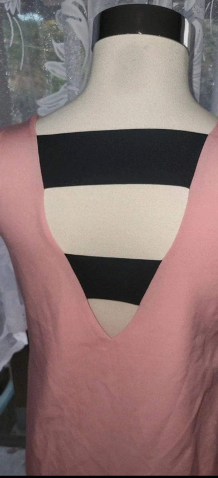 Robe élégante et sexy , parfaite pour l'été  🌸 - photo numéro 4