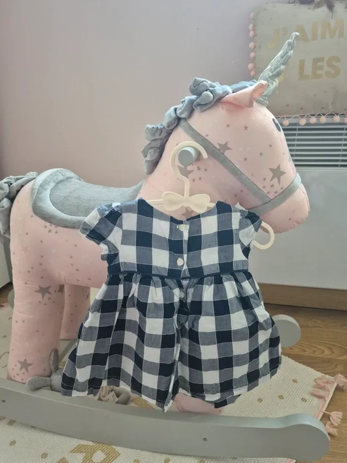 Robe 3 mois - photo numéro 2