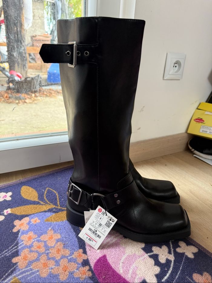 Magnifiques bottes femme en cuir neuves avec étiquette pointure 38 - photo numéro 2