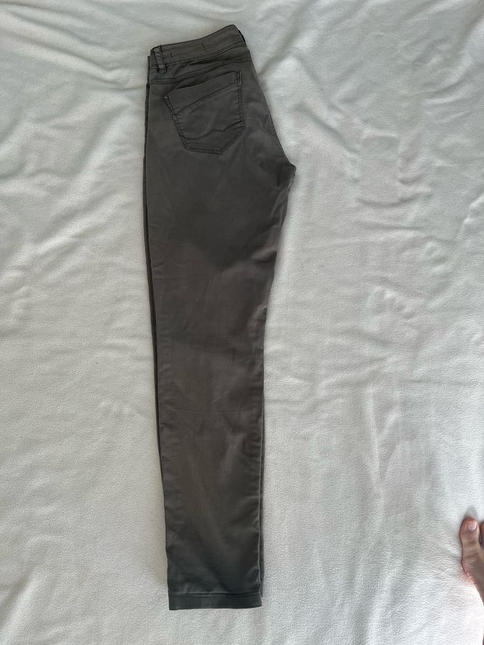Pantalon - photo numéro 3
