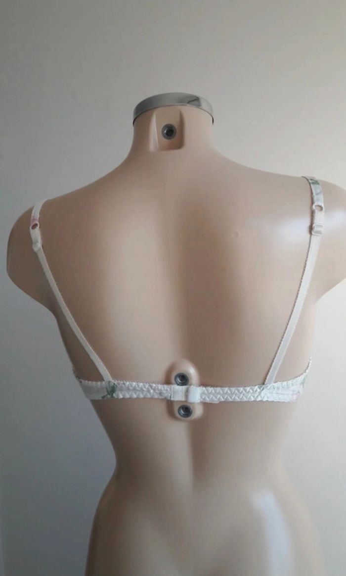 Soutien-gorge à armatures 95B BE 3€ - photo numéro 4