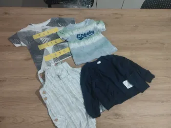 Lot vêtements 12 mois 74cm