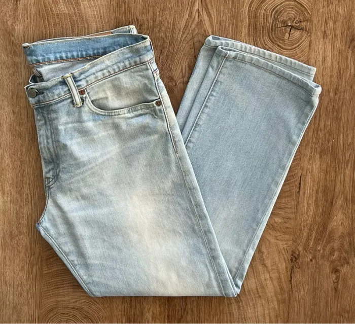 Jean/pantalon bleu clair Levi's 504 pour homme, taille : W 33 L 32 (42 taille française) - photo numéro 4