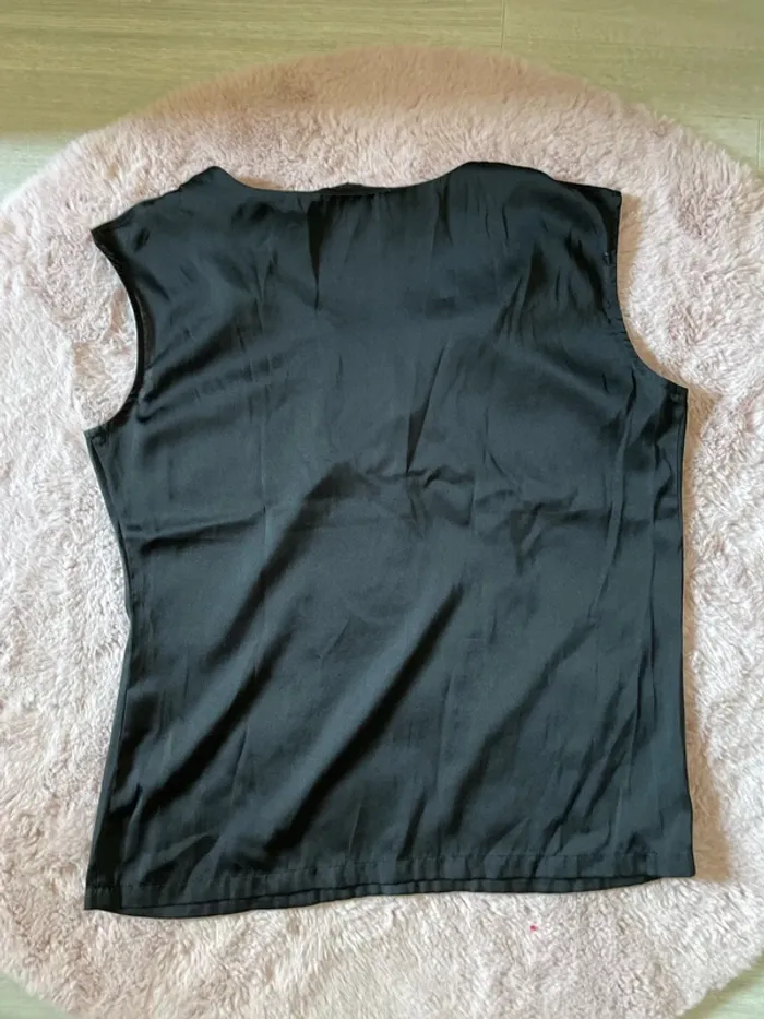 Haut femme noir - photo numéro 4