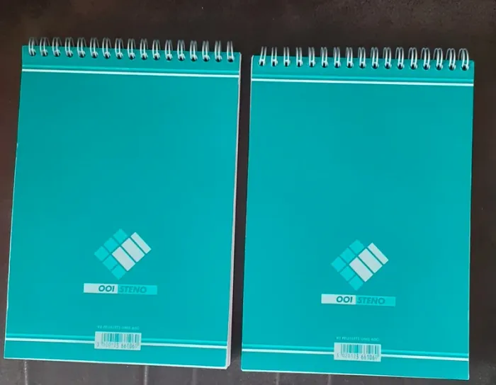 2 blocs notes neufs.