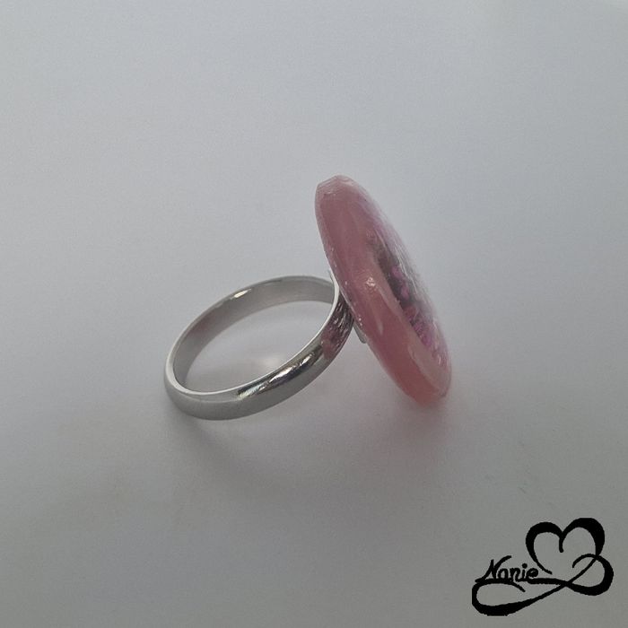 Clé parmi les fleurs - photo numéro 7