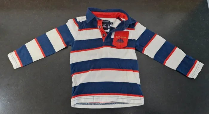 Lot de vêtements garçons 4 ans - photo numéro 8