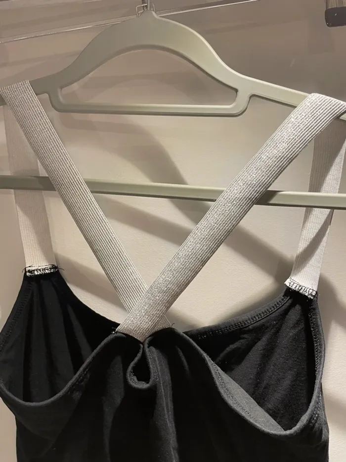 Débardeur noir bretelle brillante croisé dans le dos taille S -36 - photo numéro 3