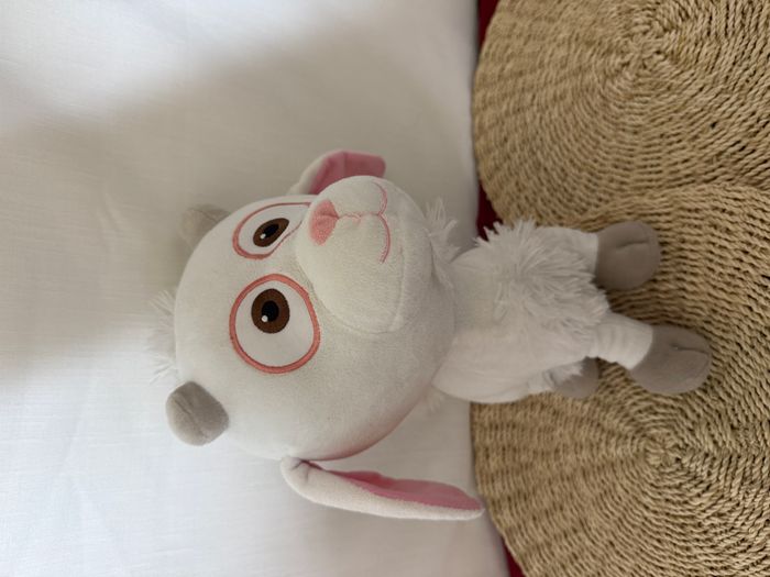 Peluche Chèvre Minion Moi moche et méchant Despicable Me 3 blanc - photo numéro 5