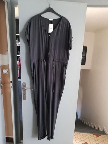 combinaison noire neuve T40