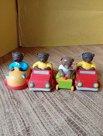 En voiture Petit Ours Brun Bayard presse