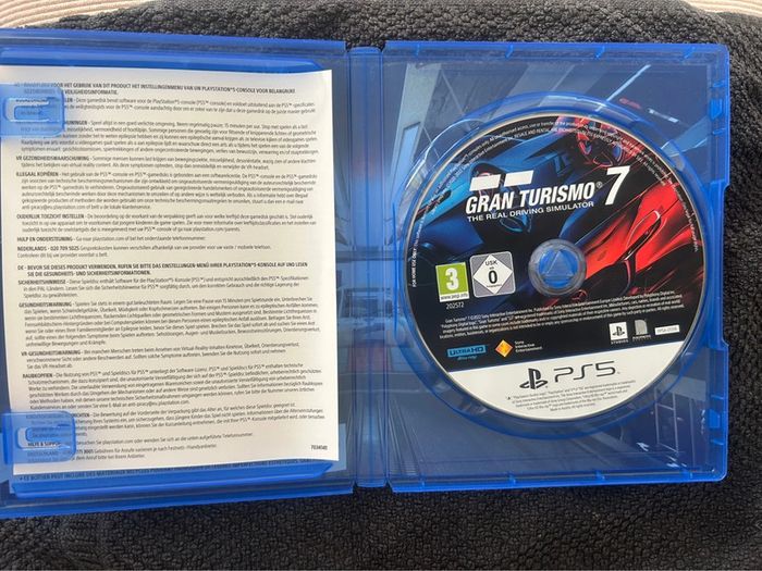 Gran Turismo 7 – PS5 – Jaquette NL, jouable en français – Très bon état - photo numéro 2