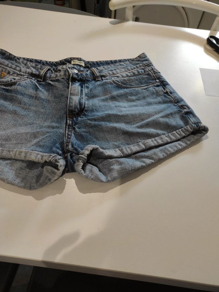 Short jean Pull & Bear 36 - photo numéro 3
