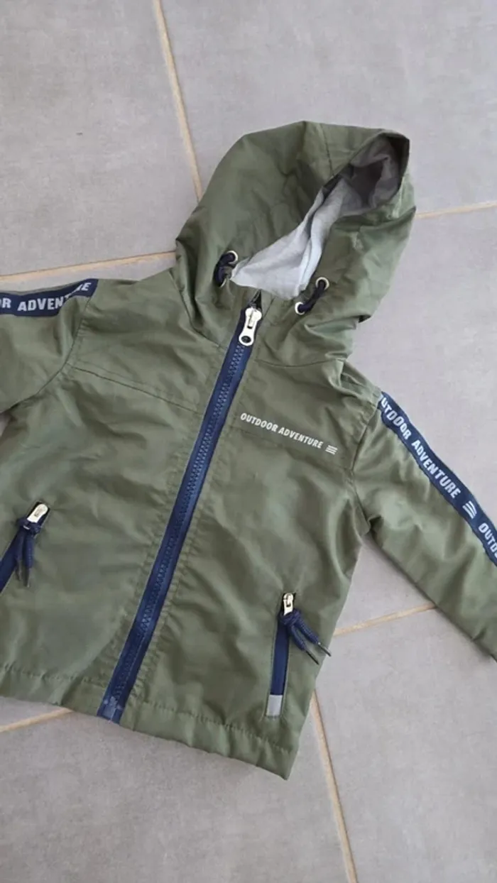 Veste imperméable kaki - photo numéro 2