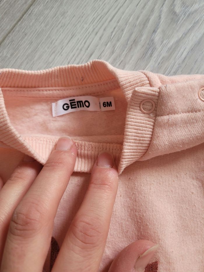 Pull taille 6 mois - photo numéro 2