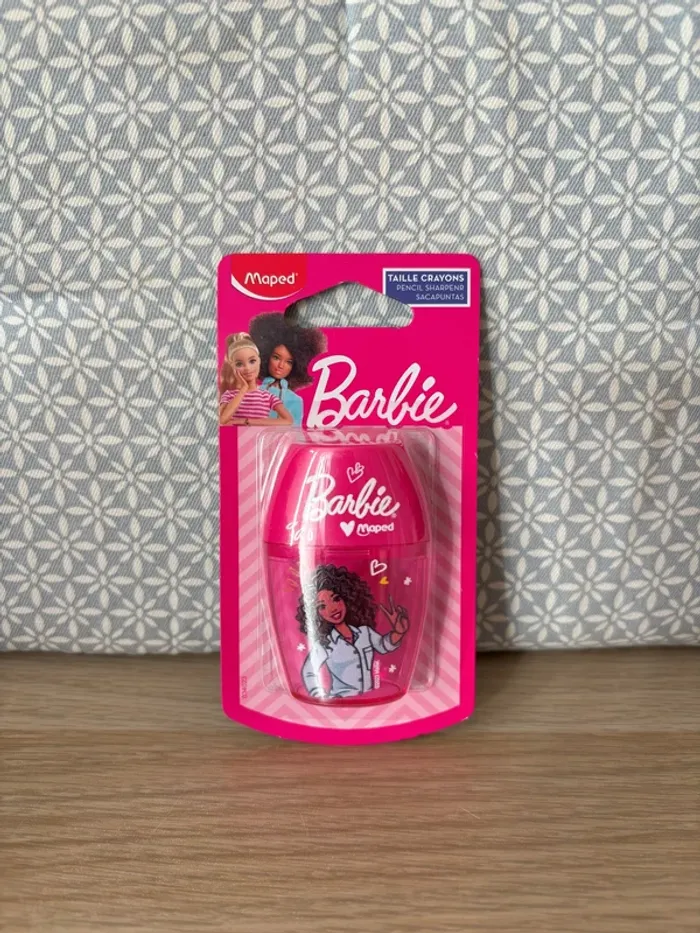 Taille-Crayons "Barbie"