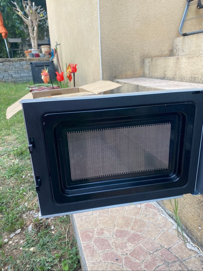 Four micro-ondes grill - photo numéro 5