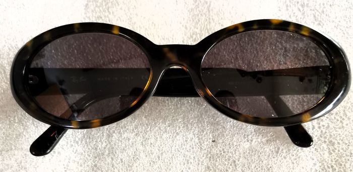 Lunettes de Soleil "Ray Ban" - photo numéro 2