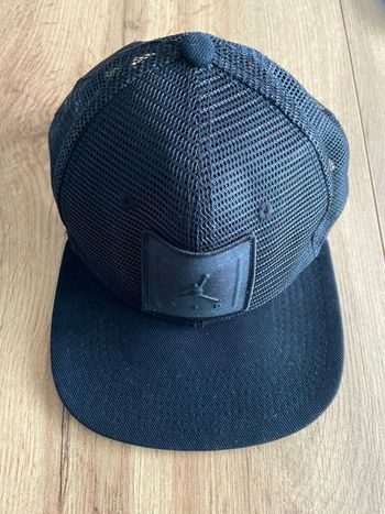 Casquette Jordan Air noire snapback mesh Nike