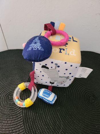 Jouet d'éveil bébé