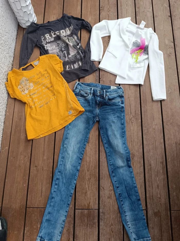 Lot fille 10 ans comprenant