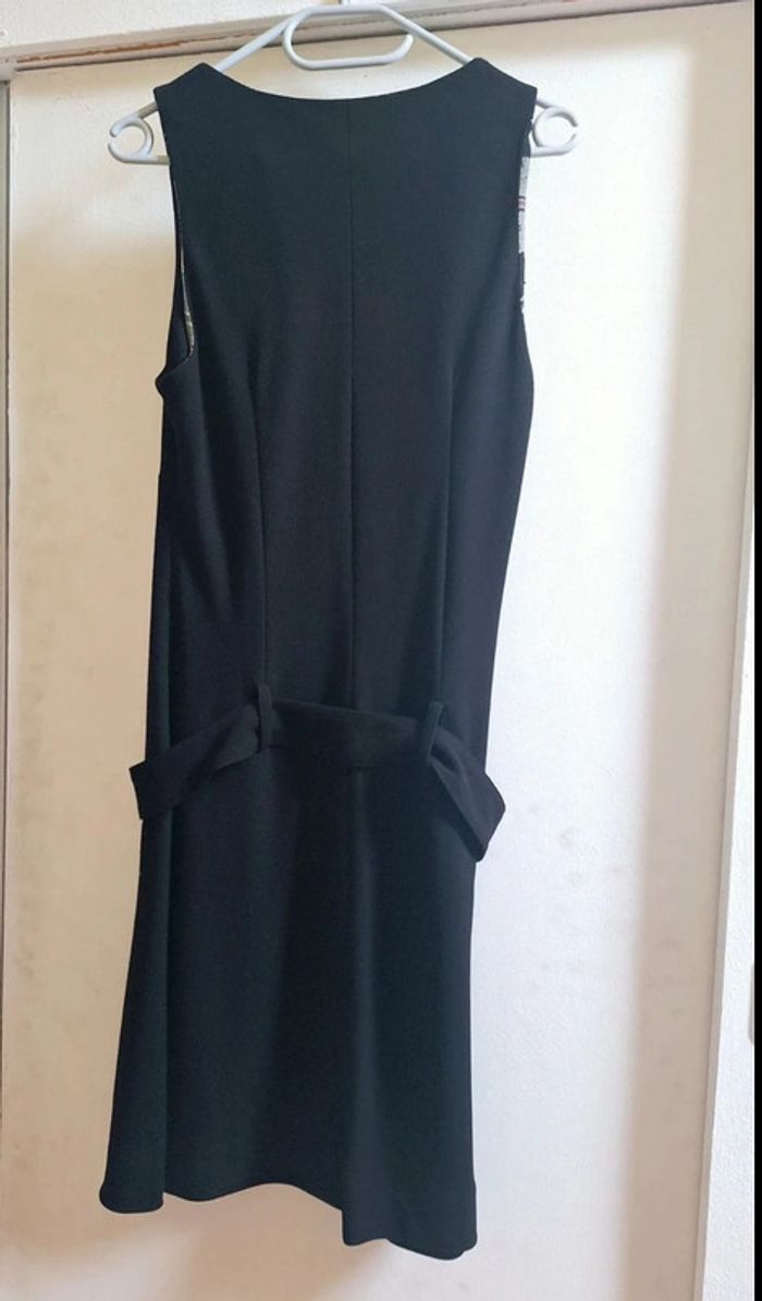 Robe noire  automne  Hiver T40-42 - photo numéro 4